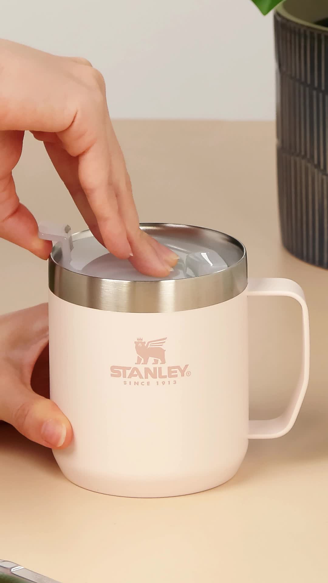Stanley Termo Taza Termica Stanley Camp Mug Termo Café Con Perfect Brew Pour Over Set - 1.5 Horas Caliente - 3 Horas Frío - Vaso Cafe Para Llevar Acero Inoxidable Con Cafetera