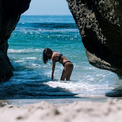 I won't free my hot roommate until I cum in her tight wet pussy cover art