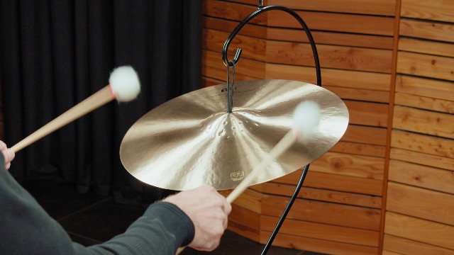 Amazon.com: Meinl Cymbals SY-18SUS Symphonic 18-Inch Suspended