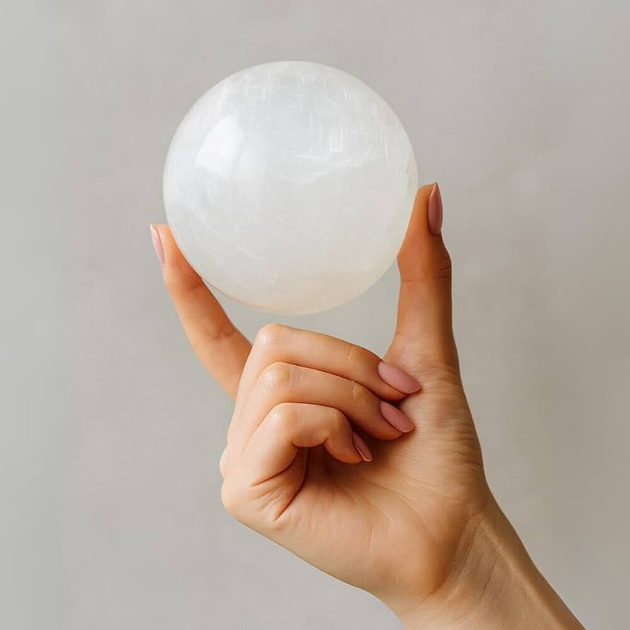 セレナイト 円柱型石材 Amazon.co.jp: セレナイト 70mm 80mm 丸玉 スフィア 天然石