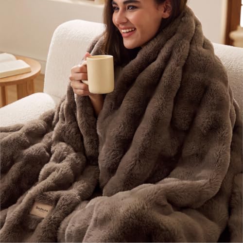 Image of Bedsure Fluffy Bubble Faux Fur Throw XL Blanket, 50 inchx70 inch, Chestnut Brown