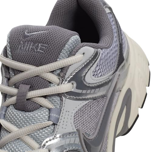 Image of Nike Men's V5 RNR Shoes