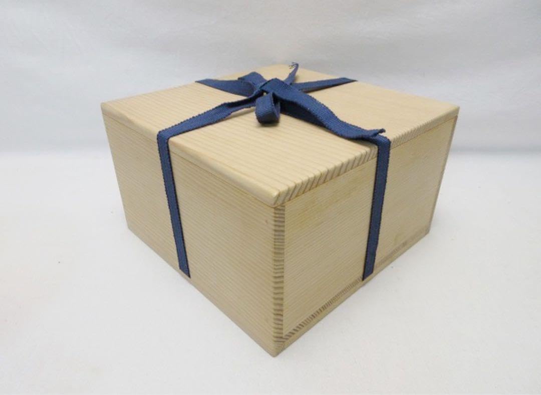 ほぼ未使用 茶道具 漆園作 木製朱塗 松葉蒔絵 高杯 干菓子器 煎茶道具 共箱 茶道具 漆園作 木製朱塗 松葉蒔絵 高杯 干菓子器 煎茶道具 共箱 茶道具