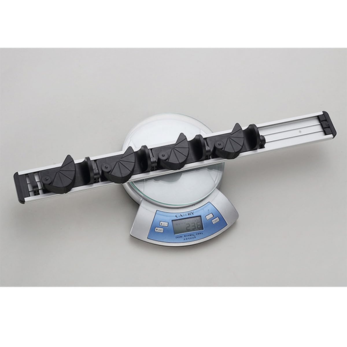 Hohopeti Punch loser Wandmontierter Mopphalter mit Clips Hitze Verschleißfest Besen Werkzeughalter für Küche Bad Garage Vielseitiger Organizer zur Platzsparenden Aufbewahrung