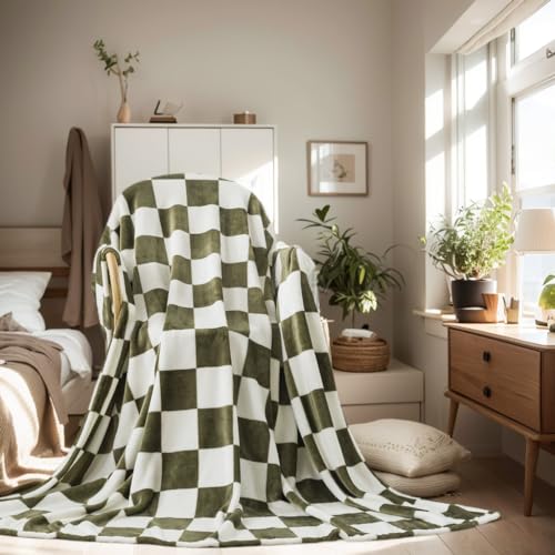 HOZY Checkerboard Checkered Fleece Throw Blanket, Checkered Plaid Flannel Blanket - Image 2