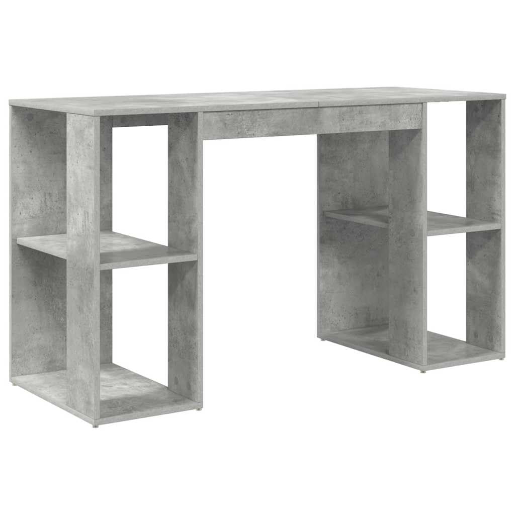 Scrivania Porta PC con Ripiani Grigio Cemento 130x50,5x75 cm | Tavolo da studio moderno con scaffali aperti per studio, ufficio o cameretta. Superficie robusta e facile da pulire.