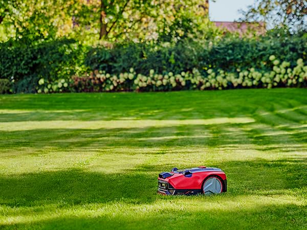 Einhell Robot cortacésped FREELEXO CAM 500 Power X-Change (18V, cámara vs Alambre de delimitación, Superficies de césped de 500m2, Pendiente hasta 25%, Ancho de Corte 18cm, protección antirrobos)