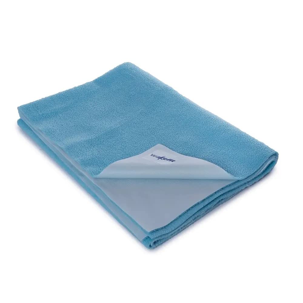 Wakefit Dry Sheet for New Born Baby | Waterproof Sheet for Toddler | Anti-Piling Fleece Extra Absorbent Quick Dry Sheet | Infant Bed Protector | Medium (100x70 Cms) | Aqua Blue - Set of 1
