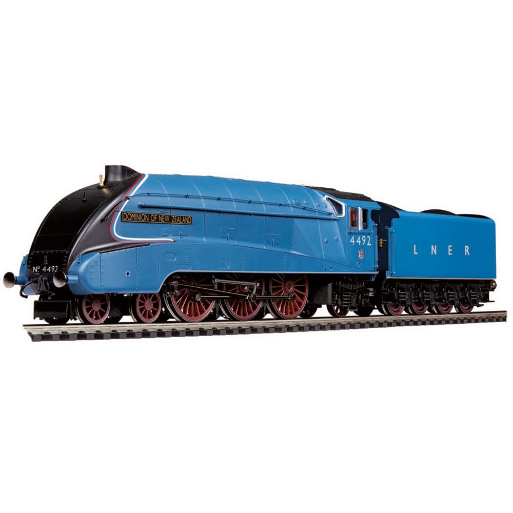 Hornby Steam Train - R30422 Dublo LNER Class A4 Dominion of New Zealand 4492 - Era 3 00 Gauge Locomotives for Train Set, Engine Models for Adults - 1:76 Scale Model Gift