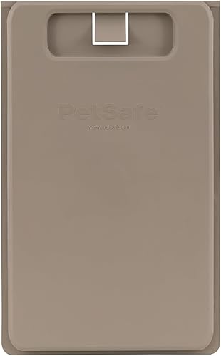 PetSafe Cubierta de puerta para mascotas con panel de cierre, restringe el acceso de las mascotas, cubierta de plástico duradera, a prueba de óxido,