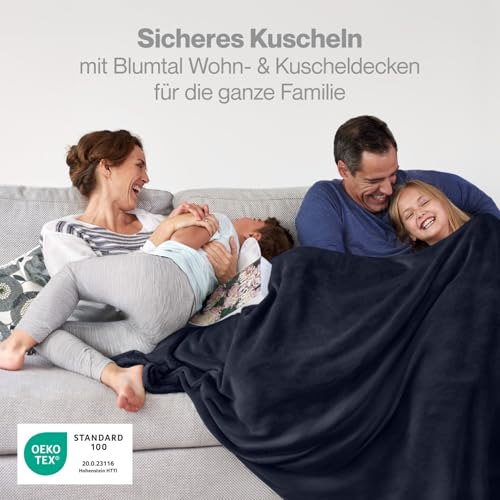 Blumtal Kuscheldecke flauschig - Oeko-TEX zertifizierte Fleecedecke 150x200 cm - weiche Wohndecke 150x200 cm - Decke Couch Wohn- & Kuscheldecke - Flauschdecke - Kuscheldecke Sofa/Decke Blau 150x200
