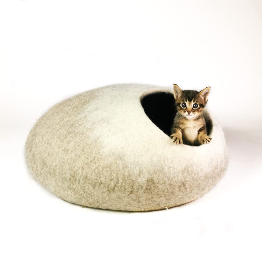 Niche pour chat en feutre Flat lavable pour un salon moderne et chaleureux