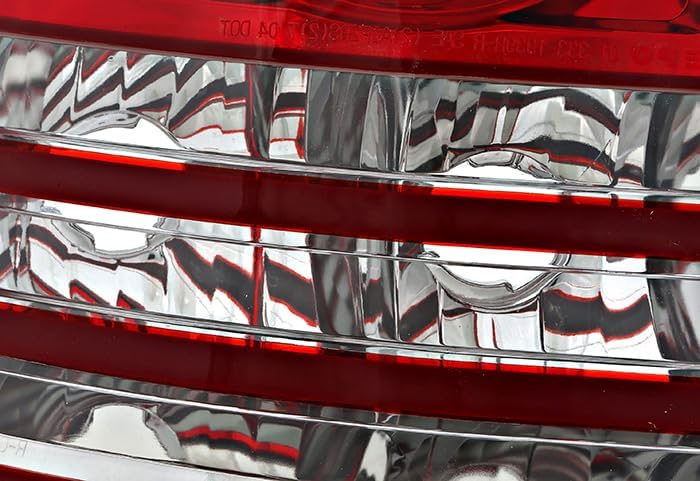 For Chrysler 300 Tail Lights Lamps Set 2005 2006 2007 Driver and Passenger Side