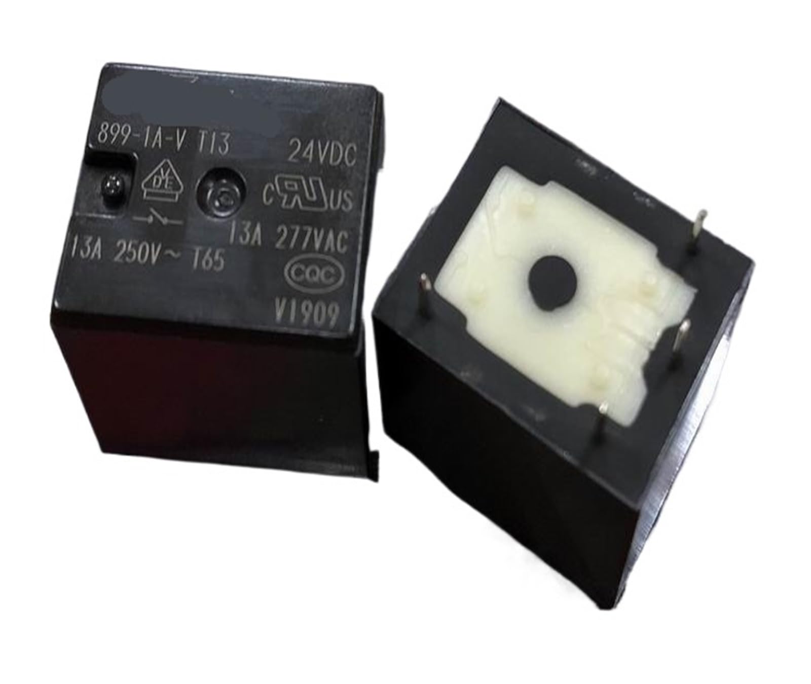 Relé 899-1A-V T13 de 24V y 13A con 4 pines para circuitos