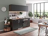 · RESPEKTA - Ci sta a cuore combinare i nostri prodotti di marca e cucine con materiali e prodotti. Tutto funziona insieme in Germania ed è soggetto agli standard di qualità locali.
