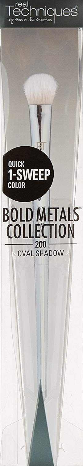 Real Techniques 200 Oval Shadow Brush, 0.914 Ounce, Blend Shadows and Apply Eyeshadow, Ideal for Powder, Cream, and Glitter Eye Shadows, with Ultra Plush Custom Cut Synthetic Bristles - Image 2 thumbnail