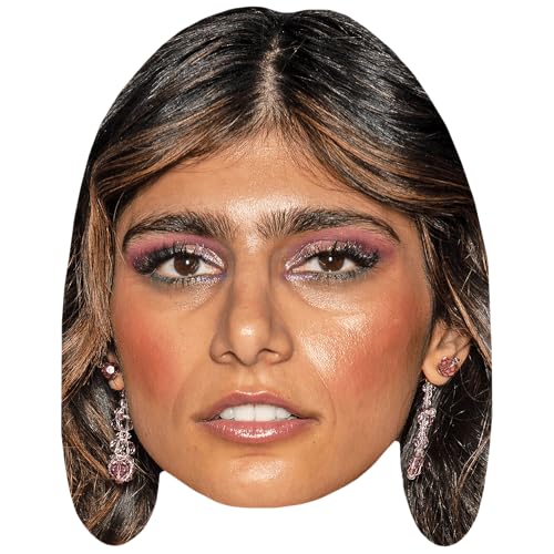 Mia Khalifa (Make Up) Big Head. Máscara más grande que la vida.