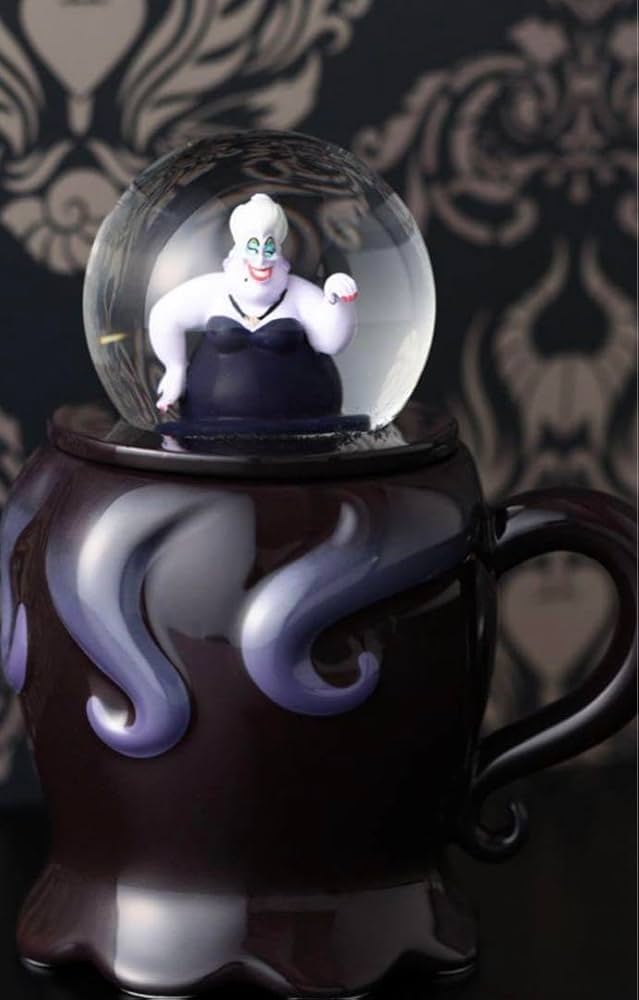 Amazon.co.jp: ヴィランズ スノードーム マグカップ アースラ