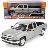 2006 Silverado 1500 Extended Cab Pickup Truck 1/25 Diecast Model Car Motor Max 79393 Grey