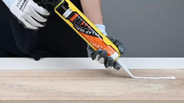 Image of WELLUCK 2PC RV Roof Sealant Self Leveling Lap for RV Roofs, White Flexible Repair Caulking Rubber Epdm Sealant for Camper Motorhomes Trailers, Secure Odorless Waterproof & UV All Weather Adhesive
