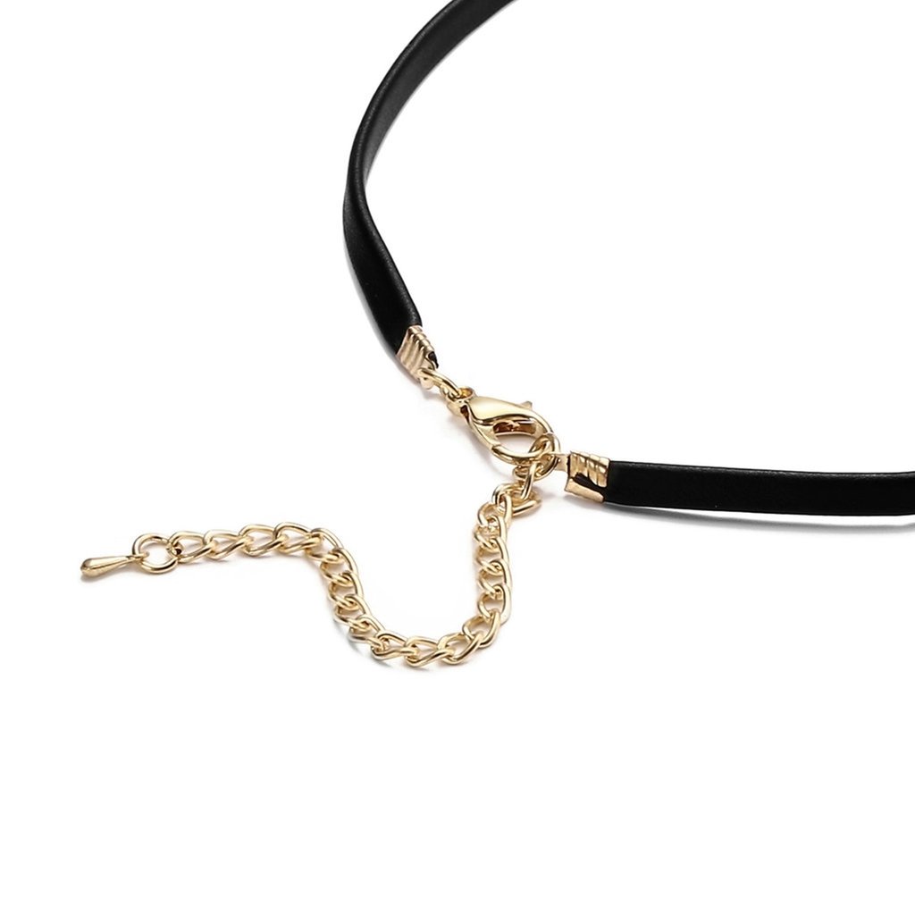 Bishlin choker, naszyjnik, trójkąt, aksamitna koronka, wąski choker