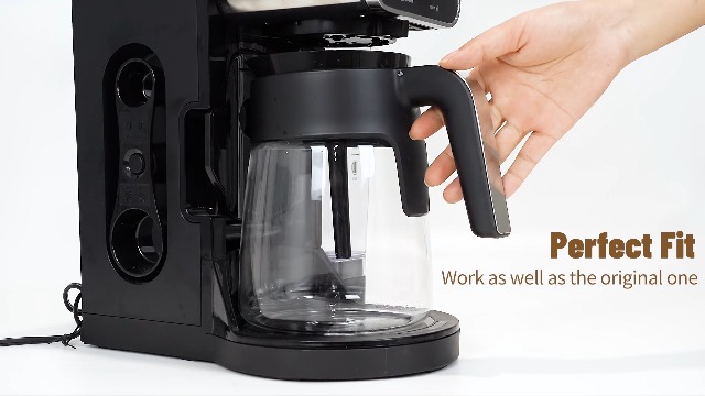 Amazon.com: 12 Cup Coffee Pot Replacement for Ninja Coffee Maker CFP101  CFP201 CFP301 CFN601 CFP250A CFP300 CFP307, Glass Carafe Replacement with  Brew-Through Lid, Ninja Coffee Pot Replacement with Sturdy Handle: Home &