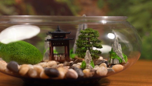 Amazon.com: GANAZONO Miniature Pavilion Statue 1.77In Chinese