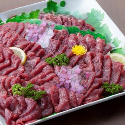 (国産馬刺し)熊本直送 ブロック肉 上霜降り(トロ)500g(美里町)