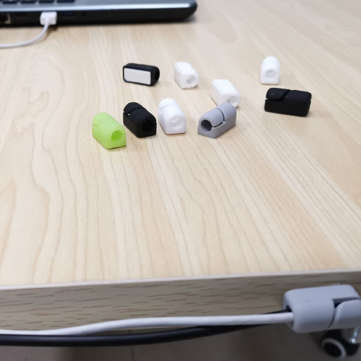 DOITOOL 3 Sätze Kabelhalteclip Auto-halteklammern Kabelklemmen Für Kabelmanagement-clips Selbstklebende Drahtklemmen Kleine Klammer Kabelorganisatoren Bausatz Kieselgel Black 20 Stück * 3