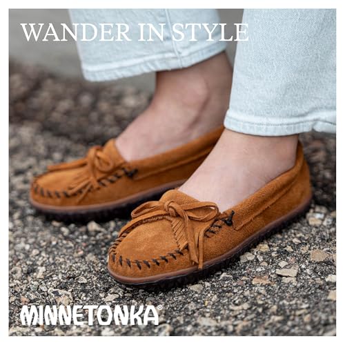 Minnetonka Women's Kilty Tread4