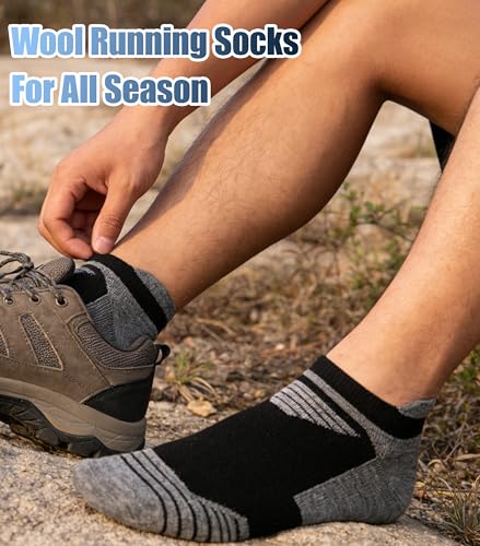 Image of 90% Merino Wool Athletic Breathable Low Cut Socks for Men 3 Pairs
