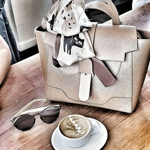 000 Trailer: Caf&eacute; Boo