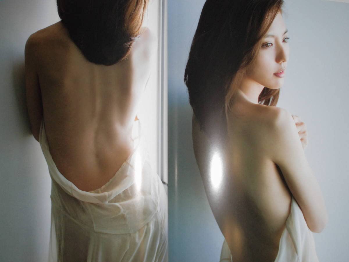 真野恵里菜ヌード 
