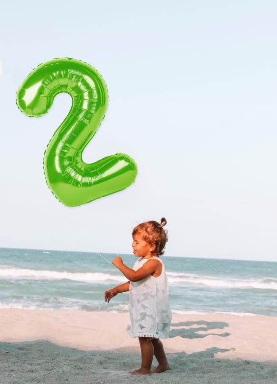 Image of 8 Balloon Numbers, 40In Green Balloons for Party Birthday Decorations | Eye-catching Appearance, Perfect Decorative Centerpieces, Convenient Self-sealing Structure, Widely for Various Occasions