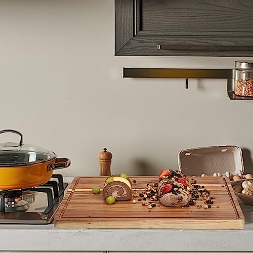 Large Wood Cutting Board for Kitchen, 20 x 15 Inch Acacia Wood Cutting Board with Deep Juice Groove, 1.5" Thick Butcher Block Cutting Board for Meat Vegetables, Turkey Tray for Christmas