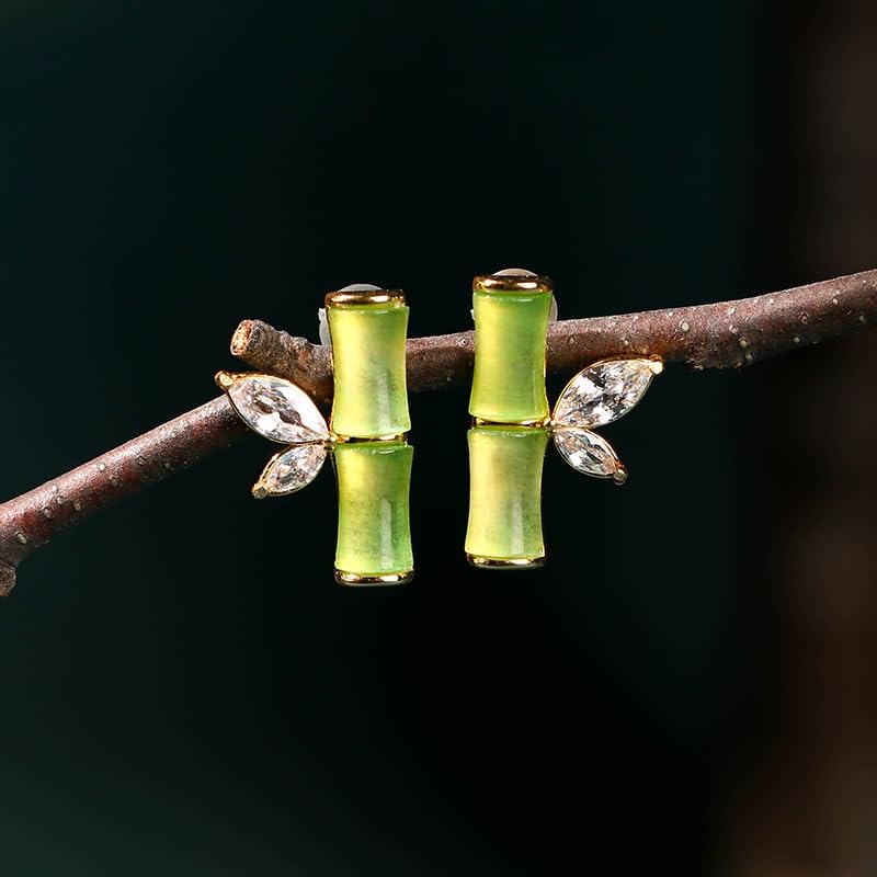 Boucles d'oreilles pierre verte clous gouttes pour soirée