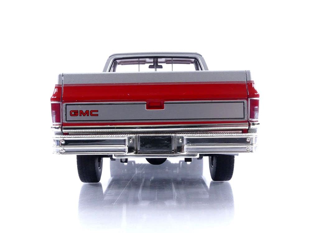 Greenlight Collectibles – GMC K-2500 Sierra Grande Wideside – 1984