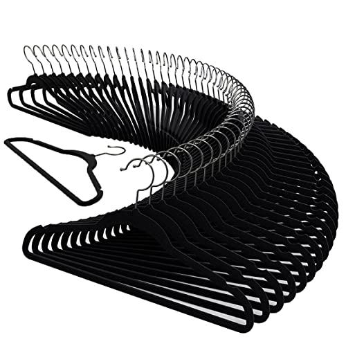 Kit de cabides infantis de veludo