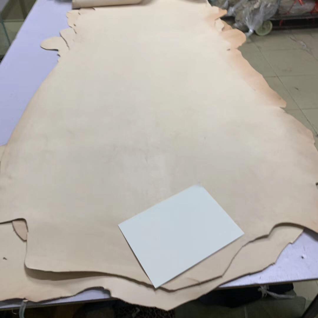 Pflanzlich gegerbtes Vollnarbenlederhandwerk, 2,0 mm, vorgeschnittenes Rindsleder, quadratisch, 30,5 x 121,9 cm