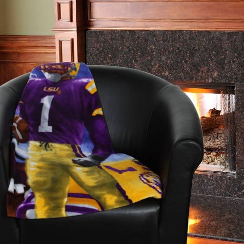 NCAA LSU Tigers 48'' x 60'' Lightning Fleece Blanket