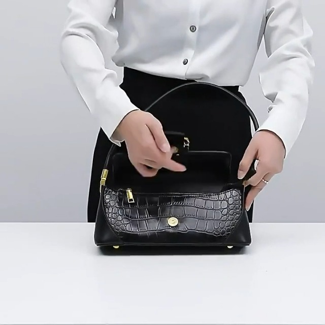 Vintage Buckle Purse for Women Retro Y2K Shoulder Bag Aesthetic