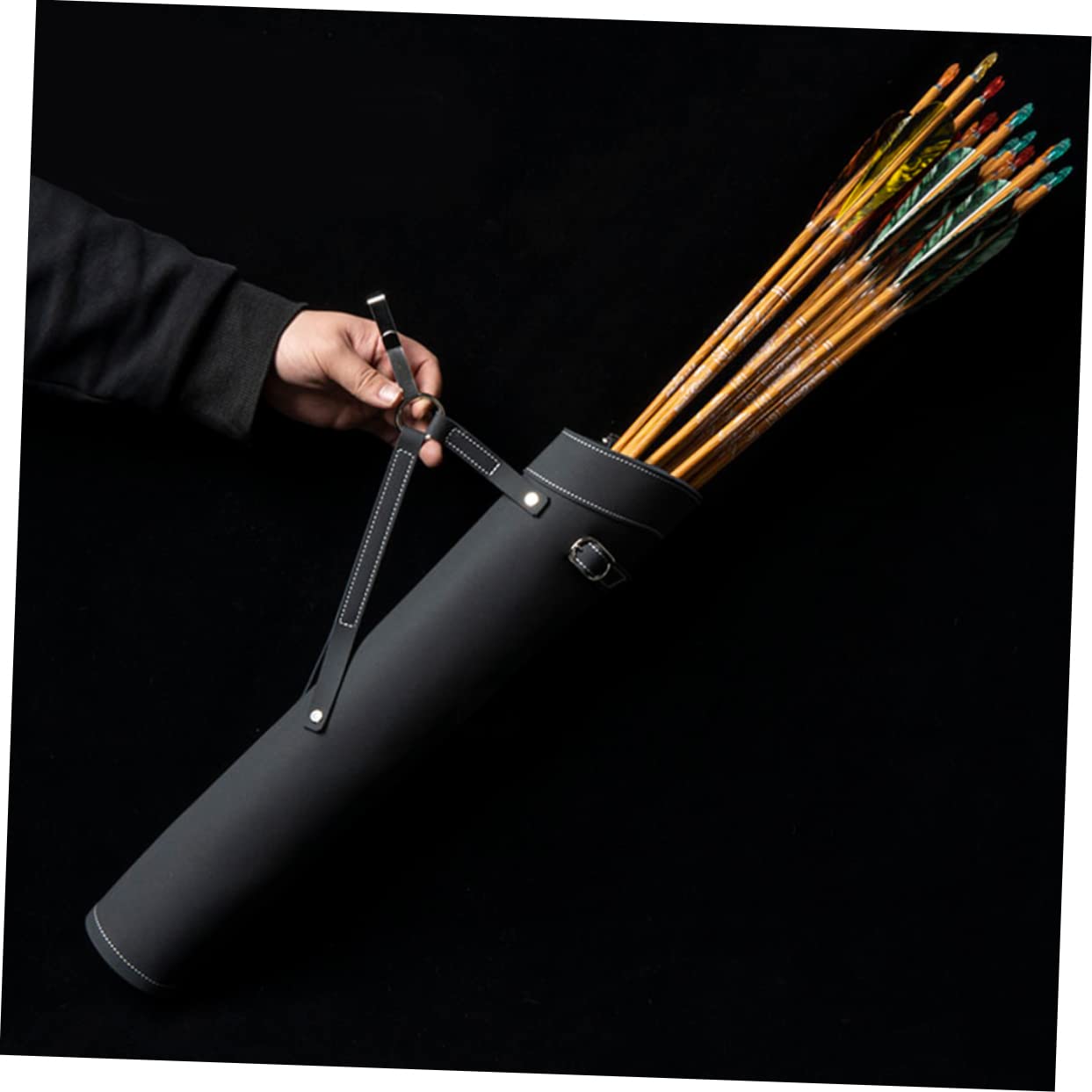 EXAOMBLE Portable Arrow Holder Bag Sturdy Arrow Carrier for Archery Practice Comfortable Design Detachable Straps for Outdoor Sports Hunting