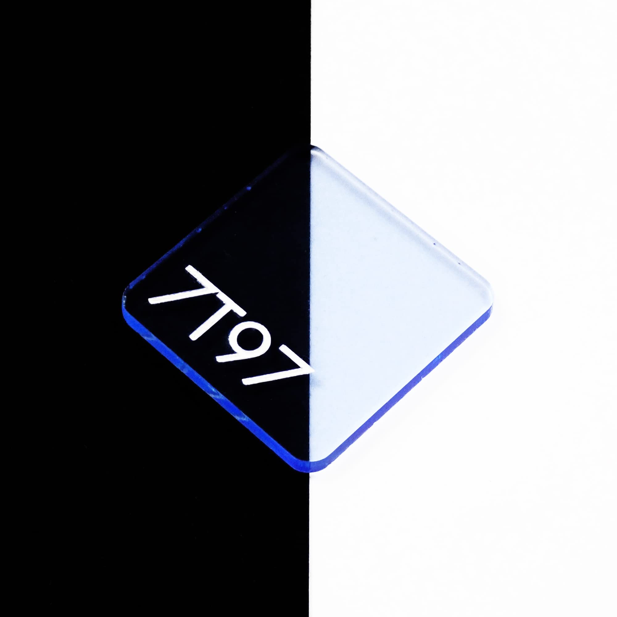 Perspex 7T97 Fluorescent Neptune Blue Cast Acrylic Sheet - 500x300x3mm - Image 2