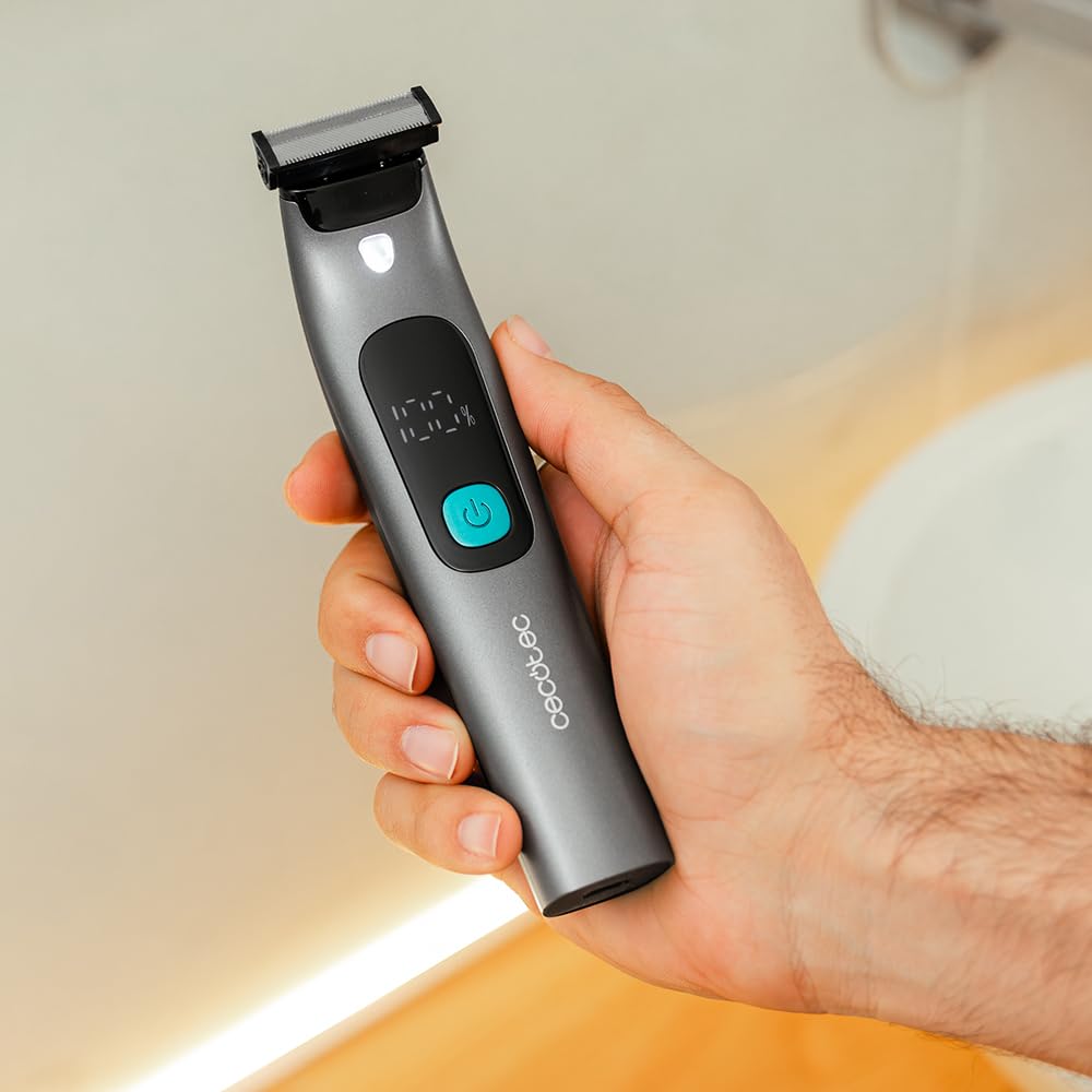 Cecotec Rasuradora Facial PrecisionCare OneShave Screen. Cuchillas de Acero Inoxidable, 3 Peines (1/3/5 mm), Base de Almacenamiento, Autonomía de 1,5h, Resistencia IPX7, Pantalla Inteligente