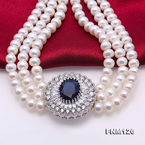 Collier de perles à trois brins blanches, le cadeau idéal pour marquer les esprits - 5