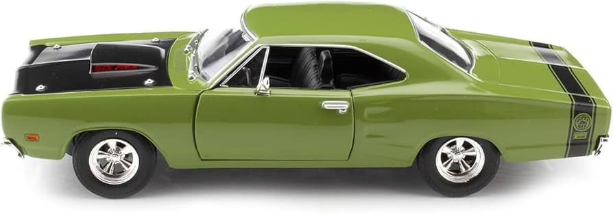 Amazon | 1969 Dodge Coronet Super Bee, Green - Motor Max 73315AC