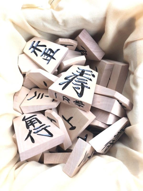 未使用品 御将棋駒　将棋　駒　天童特産 一刀作 箱付き 木製 Amazon | 御将棋駒 天童特産 一刀作 将棋 駒 41駒 | 将棋 | おもちゃ