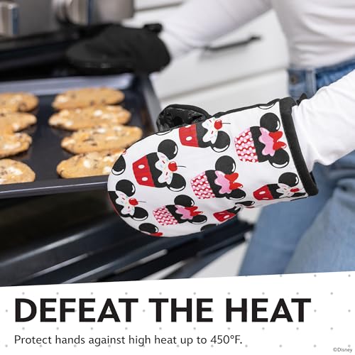 Image of Disney Mickey & Minnie Mini Oven Mitts, 2-Pack, Heat Resistant 450F