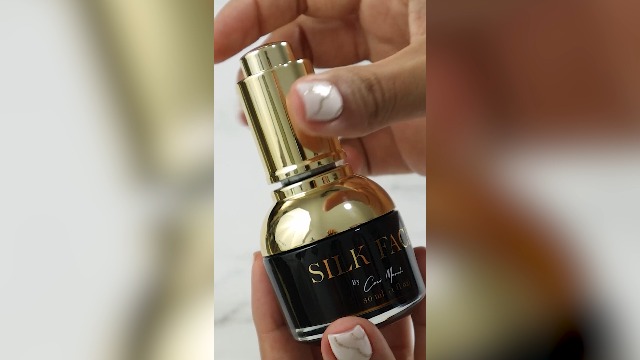 Watch Silk Face Serum Product Overview on Amazon Live