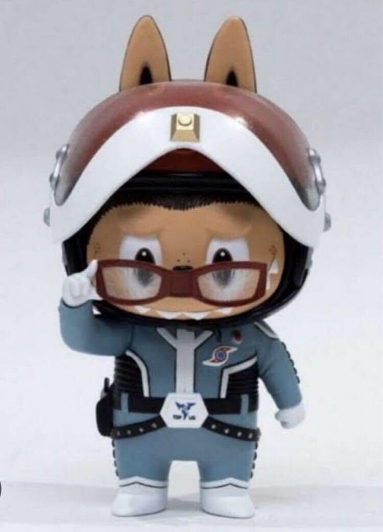 ウルトラ警備隊 & LABUBU ユニオンクリエイティブ how2work